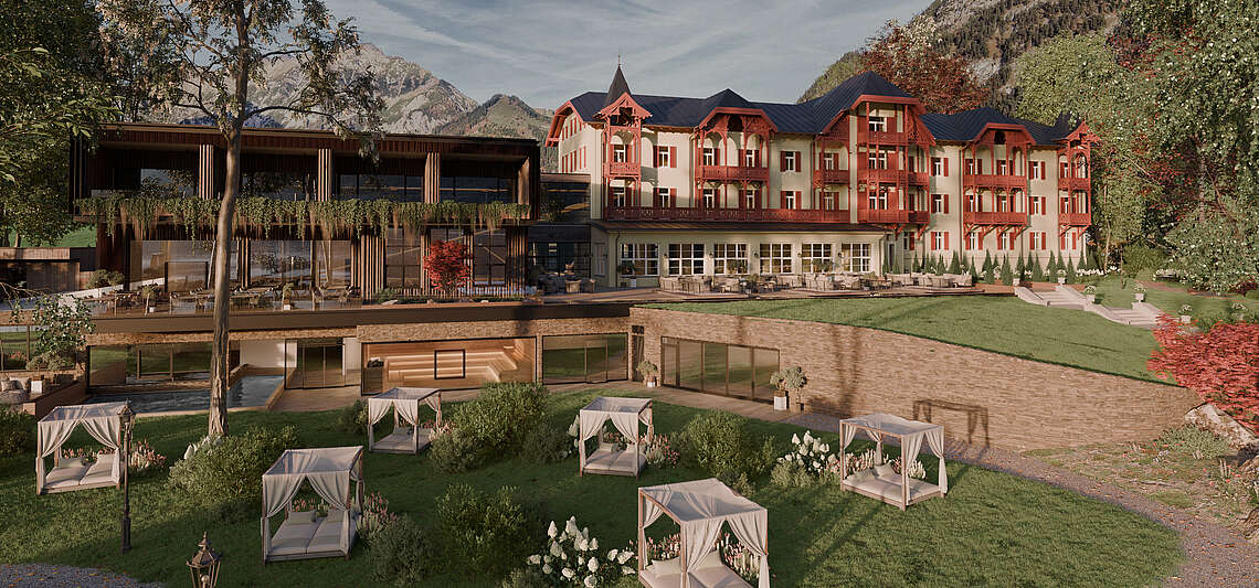 Historisches Designhotel Mazaggs – Alpenhof am Achensee mit Wellnessgarten, Pavillon und alpiner Bergkulisse